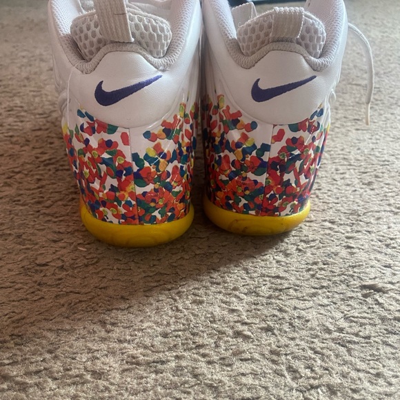 Fruity pebbles nike foams - Picture 3 of 5